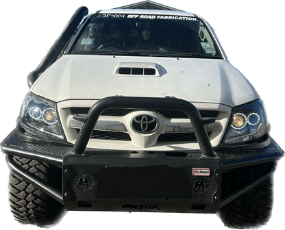 EuroBlack Projector Headlights LED HALORINGS suitable for Toyota Hilux 2005-2015